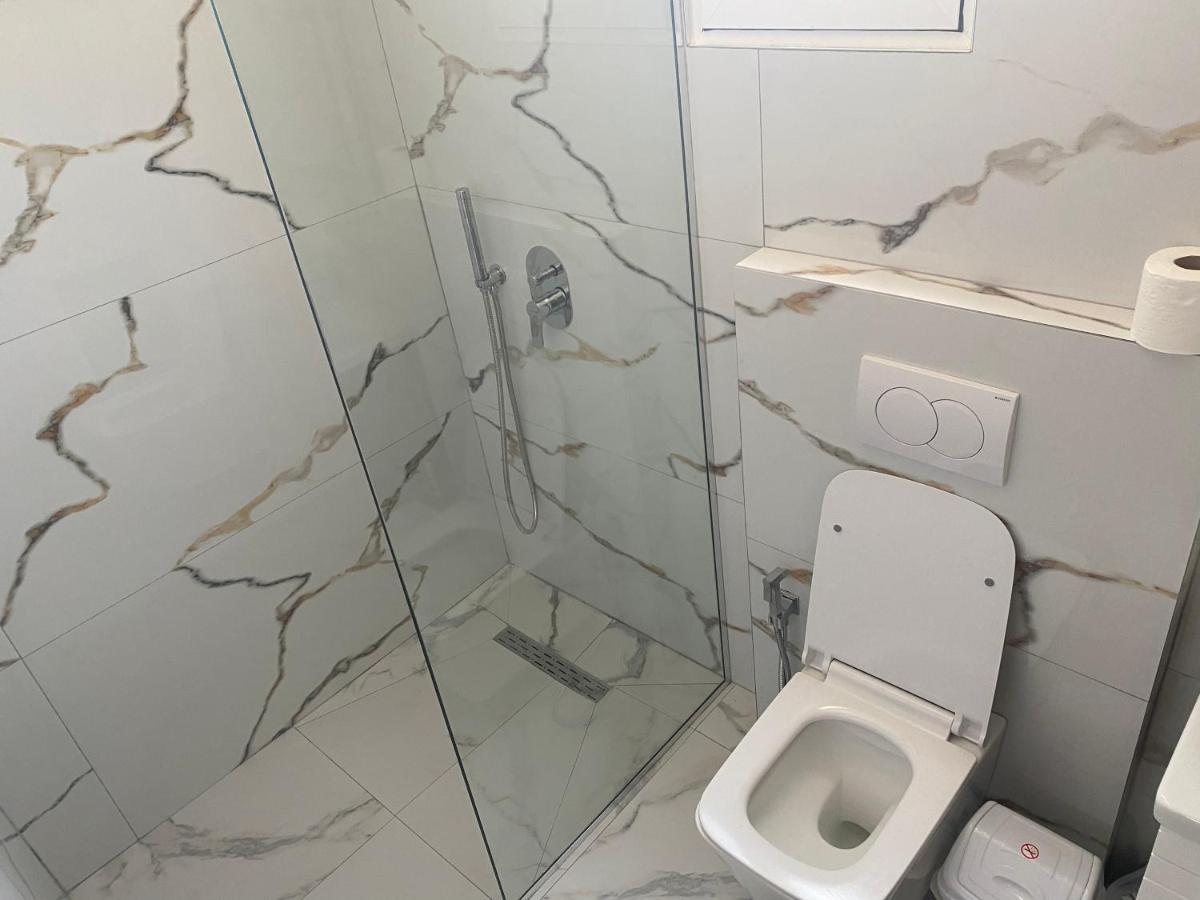 Vila Avni Likometi Ksamil Exterior foto