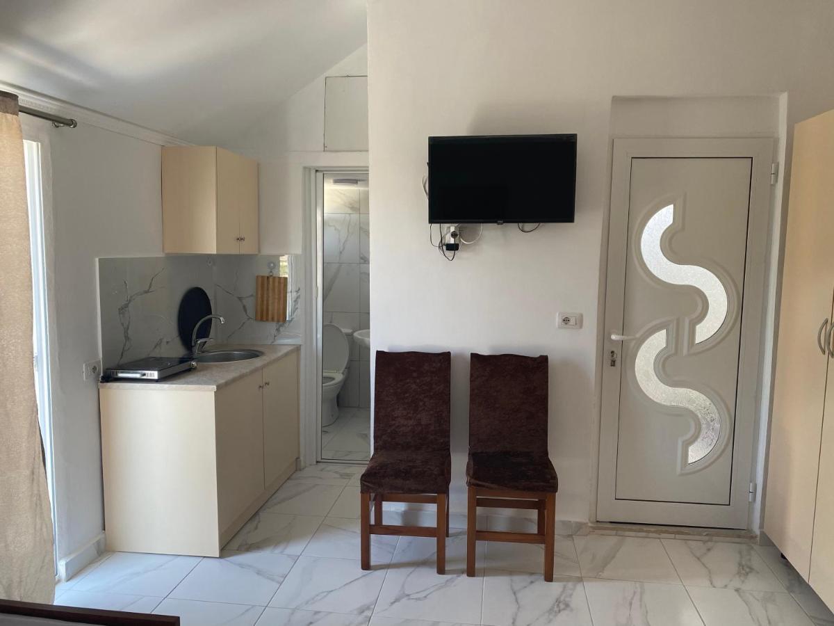 Vila Avni Likometi Ksamil Exterior foto