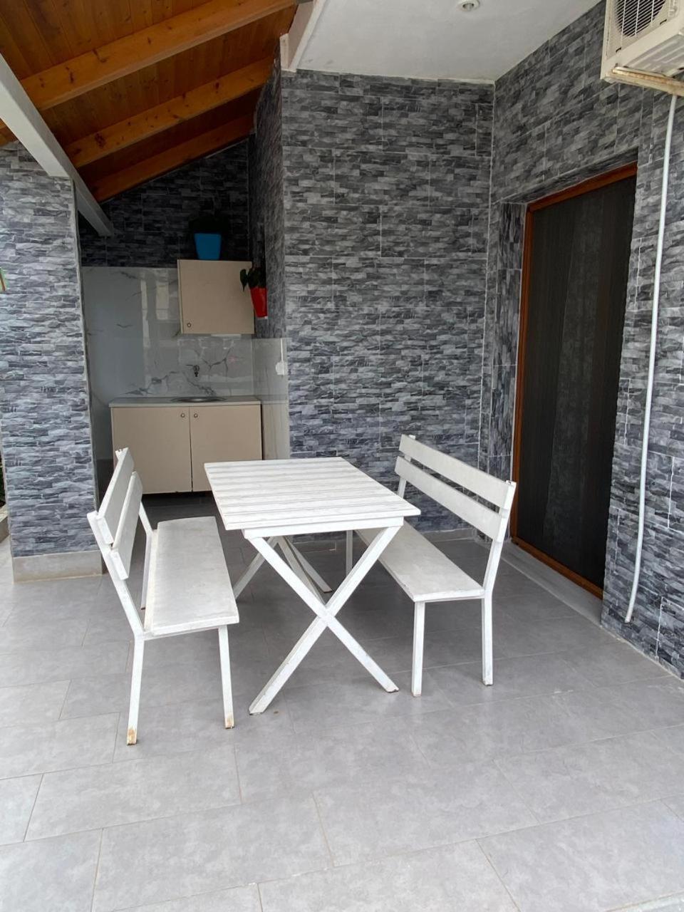 Vila Avni Likometi Ksamil Zimmer foto