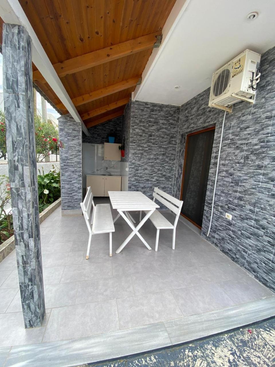 Vila Avni Likometi Ksamil Zimmer foto