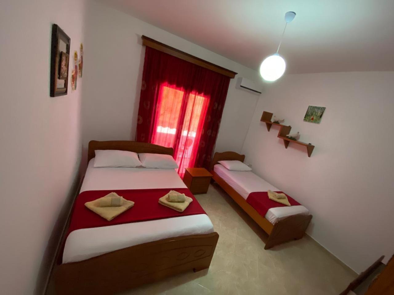 Vila Avni Likometi Ksamil Zimmer foto
