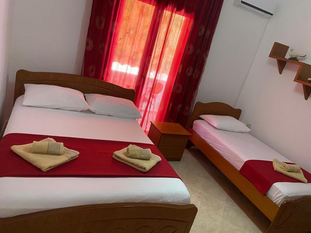 Vila Avni Likometi Ksamil Zimmer foto
