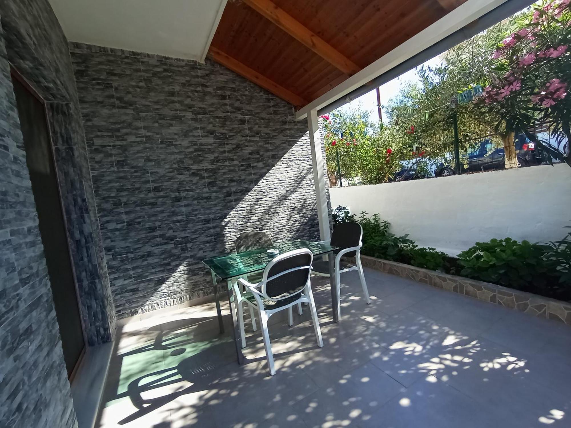 Vila Avni Likometi Ksamil Zimmer foto